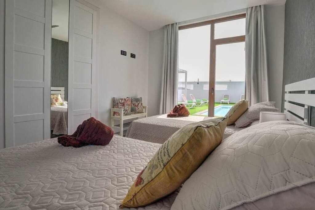 Villa Ponzos Chalet Independiente Y Privado Triquivijate Екстериор снимка