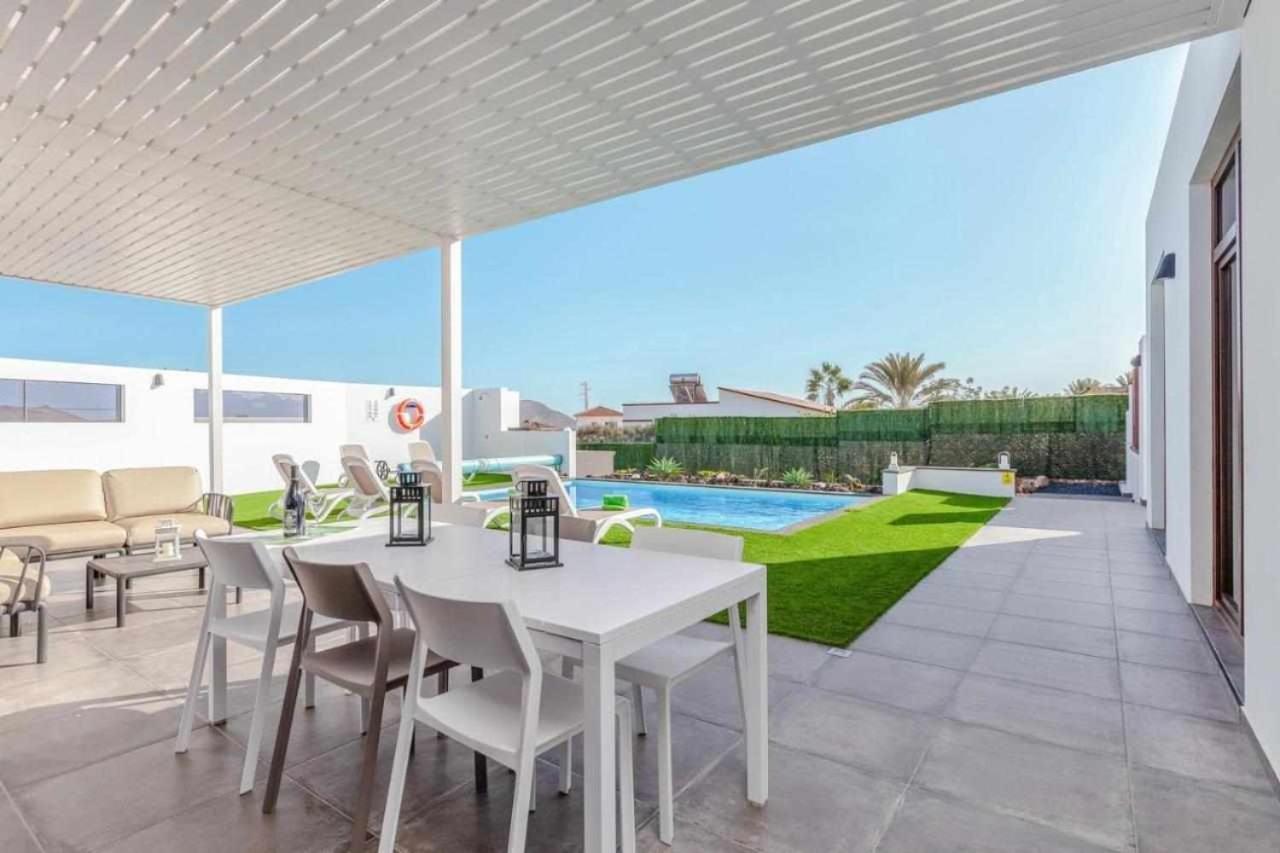 Villa Ponzos Chalet Independiente Y Privado Triquivijate Екстериор снимка